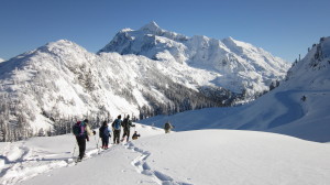 Snowshoeing in the North Cascades with Friends